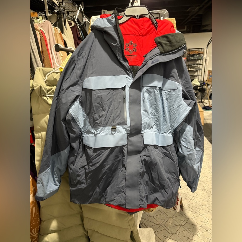 Obermeyer Blue and Gray Jacket NWT XL